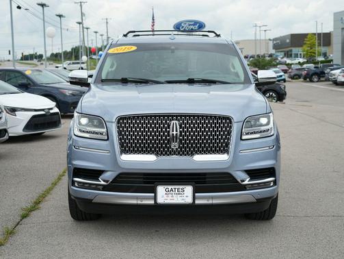 Crystal Blue Metallic 2019 Lincoln Navigator Black Label