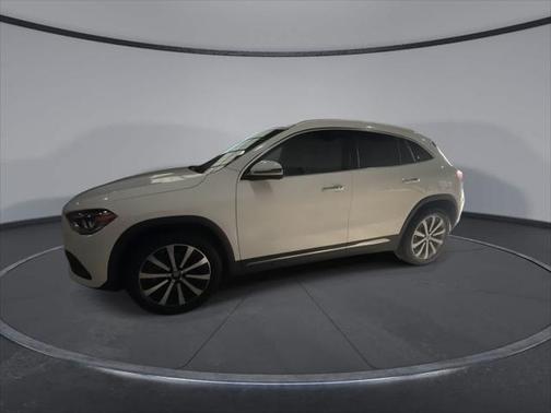 2022 Mercedes-Benz GLA 250 Base 4MATIC