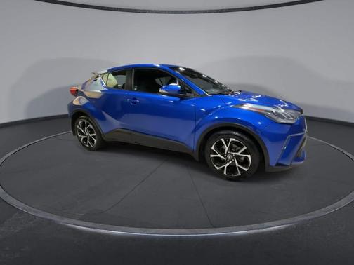 2021 Toyota C-HR XLE