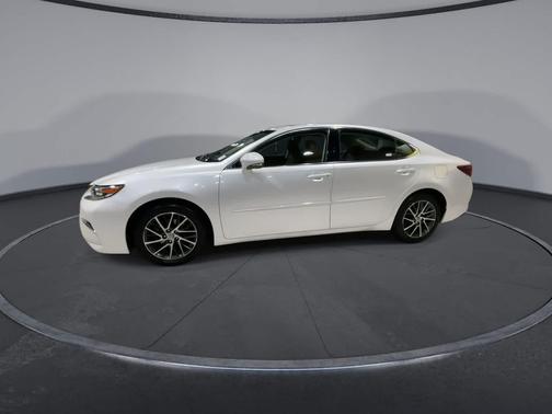 2016 Lexus ES 350 Base