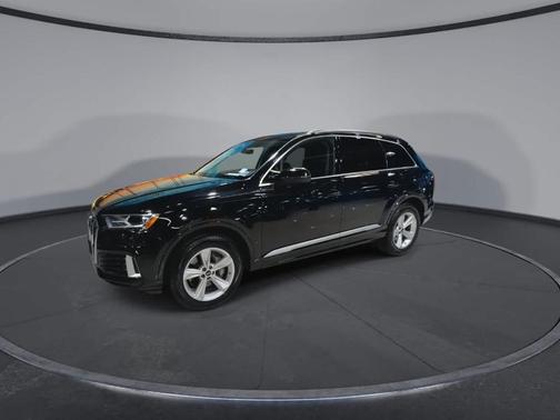 2022 Audi Q7 45 Premium