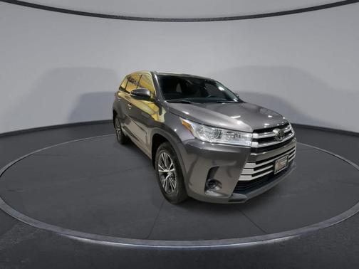 2017 Toyota Highlander LE