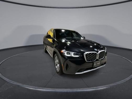 2022 BMW X4 xDrive30i
