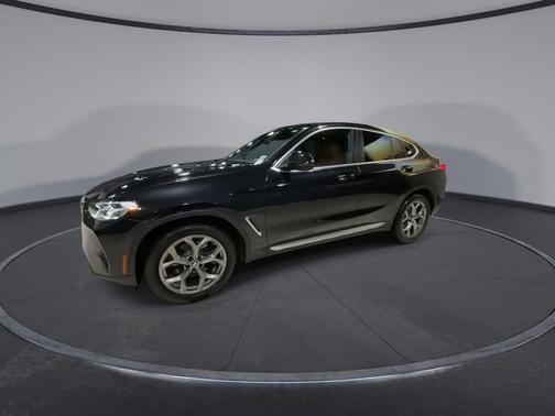 2022 BMW X4 xDrive30i