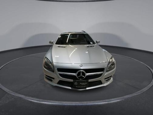 Iridium Silver Metallic 2014 Mercedes-Benz SL-Class SL 550