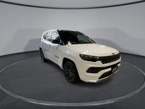 2022 Jeep Compass Altitude