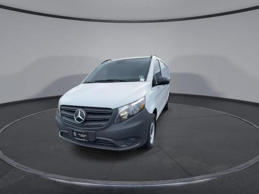 2023 Mercedes-Benz Metris Base