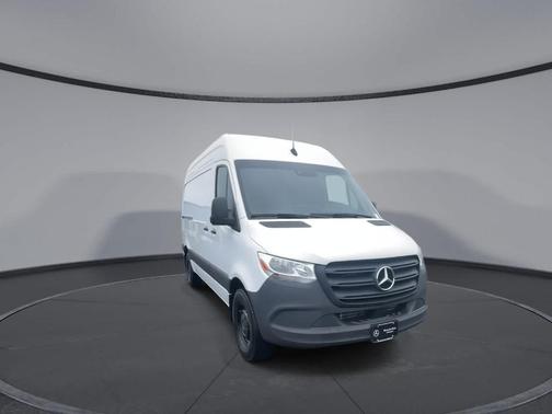 2024 Mercedes-Benz Sprinter 2500 Standard Roof 4-Cyl Diesel