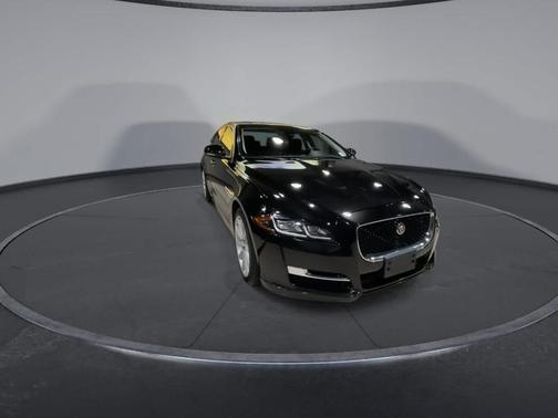 2016 Jaguar XJ XJ R-Sport