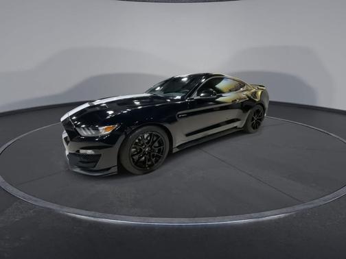 2019 Ford Shelby GT350 Base