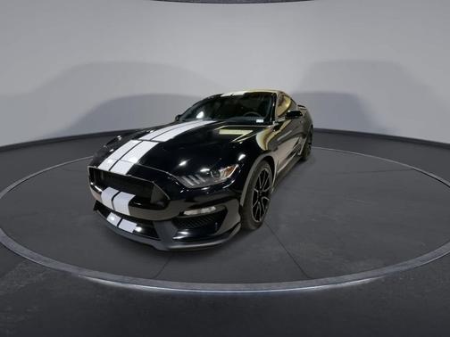 2019 Ford Shelby GT350 Base
