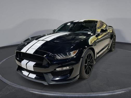 2019 Ford Shelby GT350 Base