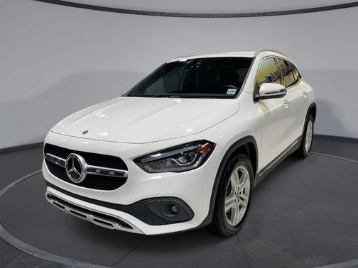 2022 Mercedes-Benz GLA 250 Base 4MATIC