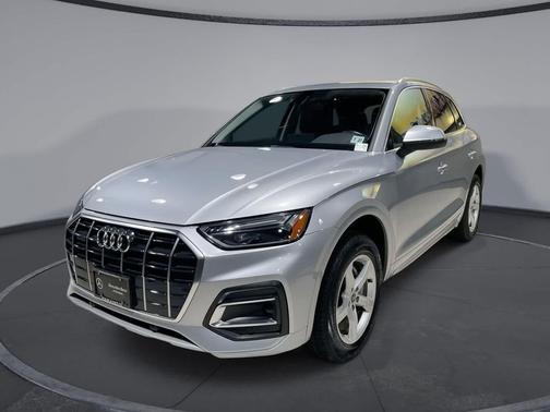 2022 Audi Q5 40 Premium
