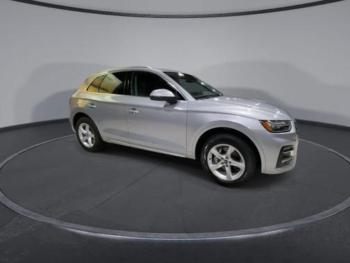 2022 Audi Q5 40 Premium
