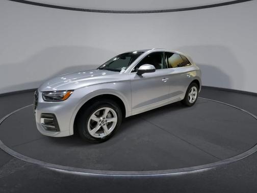 2022 Audi Q5 40 Premium