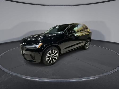 2023 Volvo XC60 B5 Plus Dark Theme