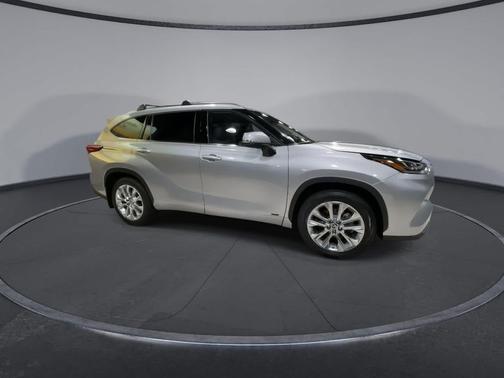 2023 Toyota Highlander Hybrid Limited
