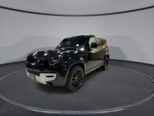 2023 Land Rover Defender 110 SE