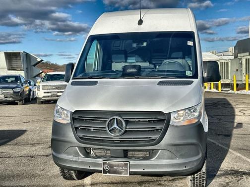 2025 Mercedes-Benz Sprinter 2500 High Roof 4-Cyl Diesel HO