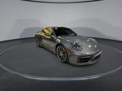 2020 Porsche 911 Carrera 4S