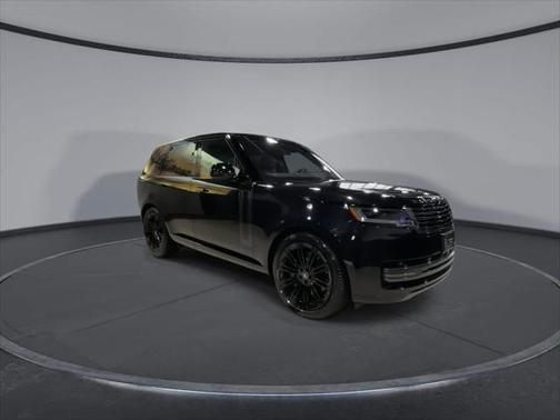2023 Land Rover Range Rover P530 SE