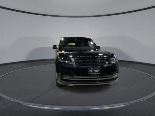 2023 Land Rover Range Rover P530 SE