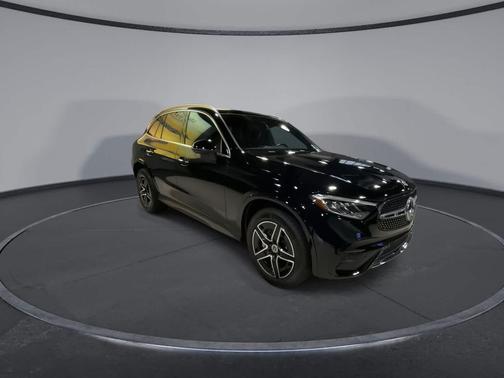 2025 Mercedes-Benz GLC 300 Base 4MATIC