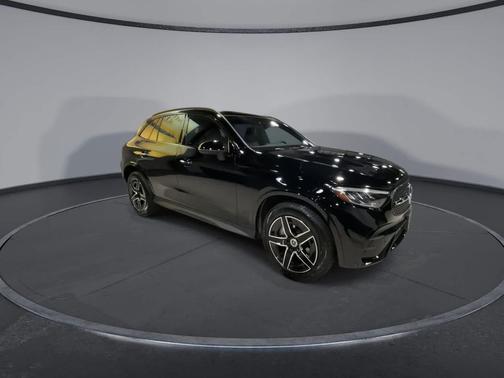 2025 Mercedes-Benz GLC 300 Base 4MATIC