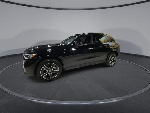2025 Mercedes-Benz GLC 300 Base 4MATIC
