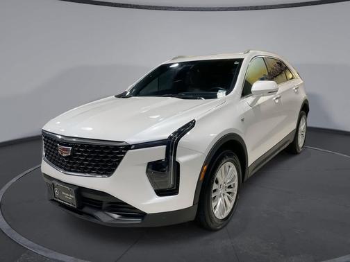 2024 Cadillac XT4 Luxury