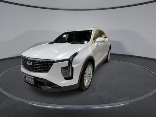 2024 Cadillac XT4 Luxury