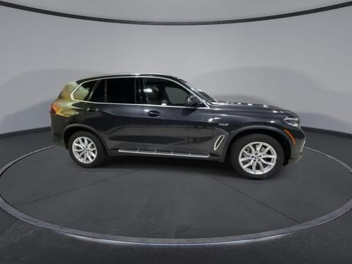 2023 BMW X5 PHEV xDrive45e