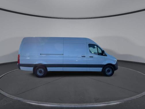 2025 Mercedes-Benz Sprinter 2500 High Roof 4-Cyl Diesel