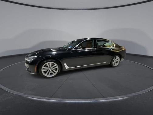 2016 BMW 750 i xDrive
