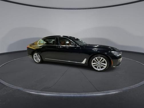 2016 BMW 750 i xDrive