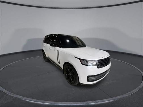 2023 Land Rover Range Rover P530 SE