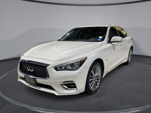 2018 INFINITI Q50 2.0t LUXE