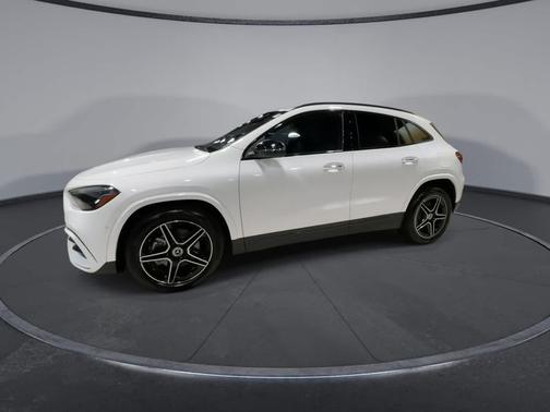 2025 Mercedes-Benz GLA 250 Base 4MATIC