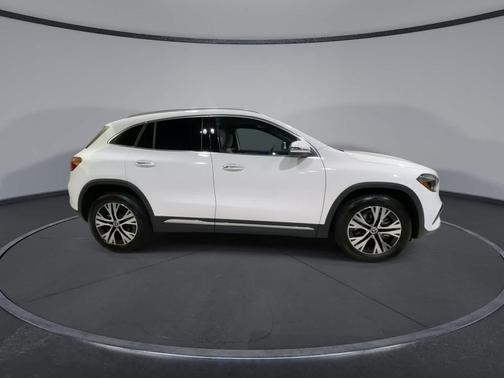 2025 Mercedes-Benz GLA 250 Base 4MATIC