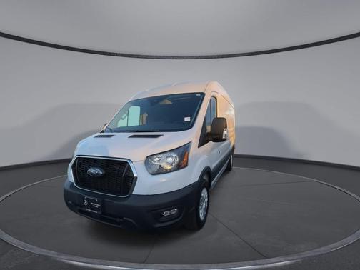 2025 Ford Transit-250 148 WB Medium Roof Cargo