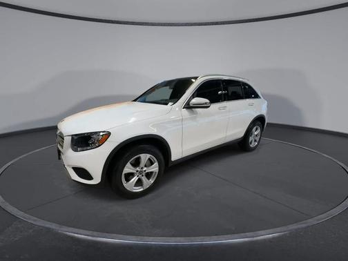 Polar White 2017 Mercedes-Benz GLC 300 Base