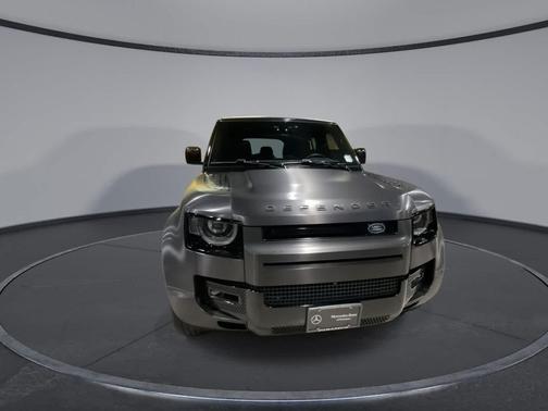 2021 Land Rover Defender 110 X-Dynamic SE