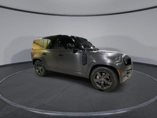 2021 Land Rover Defender 110 X-Dynamic SE