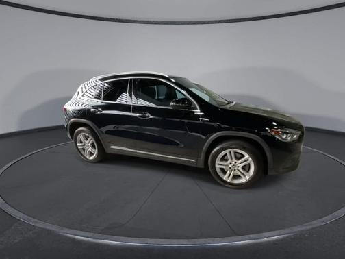 2021 Mercedes-Benz GLA 250 Base 4MATIC