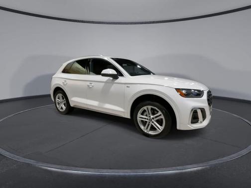 2023 Audi Q5 e 55 S line quattro Premium