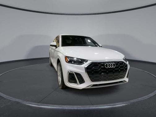 2023 Audi Q5 e 55 S line quattro Premium