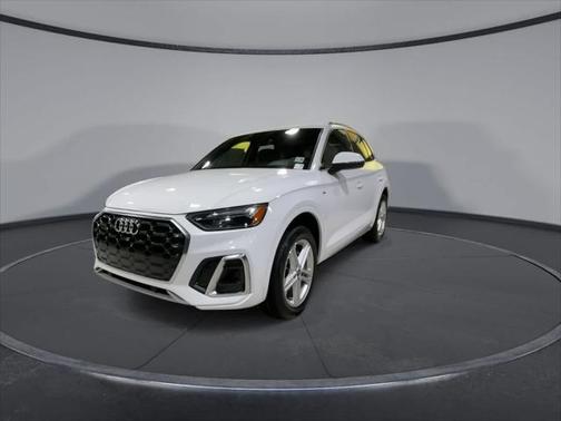 2023 Audi Q5 e 55 S line quattro Premium