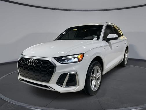 2023 Audi Q5 e 55 S line quattro Premium