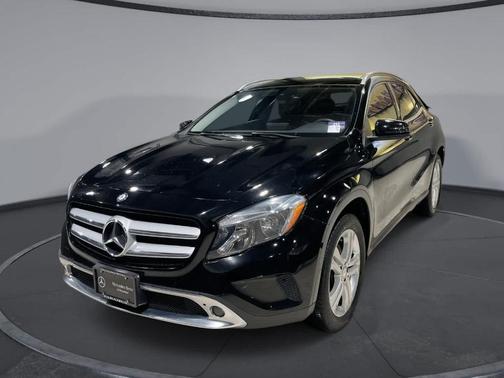 2017 Mercedes-Benz GLA 250 Base